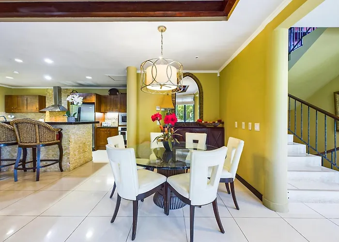 Carao #3 - A Private 4 Bedroom Villa *