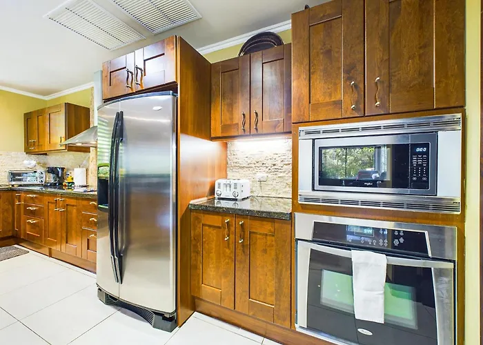 Carao #3 - A Private 4 Bedroom *